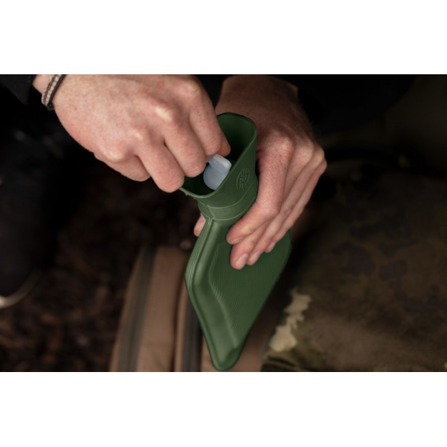 Бутилка за затопляне KORDA Thermakore Hot Water Bottle | CARPMOJO.com Бутилка за затопляне KORDA Thermakore Hot Water Bottle | CARPMOJO.com