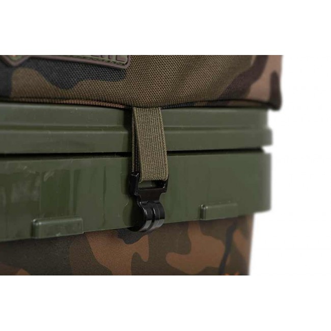 Седалка за кофа FOX CAMOLITE Bucket Cushion | CARPMOJO.com