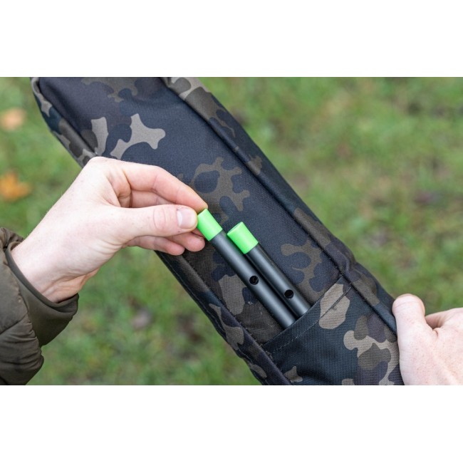 Калъф за колчета KORDA Compac Storm Pole Bag Dark Kamo | CARPMOJO.com