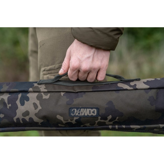Калъф за колчета KORDA Compac Storm Pole Bag Dark Kamo | CARPMOJO.com