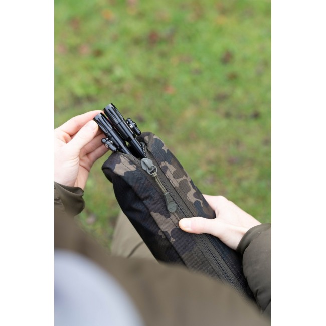 Калъф за колчета KORDA Compac Storm Pole Bag Dark Kamo | CARPMOJO.com
