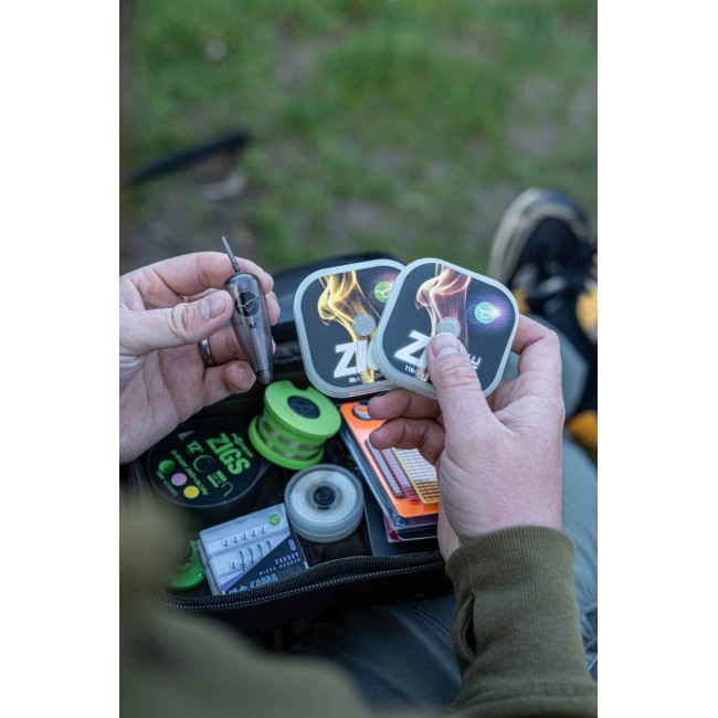 Чанта за аксесоари KORDA Compac 125 Tackle Pouch Dark Kamo | CARPMOJO.com