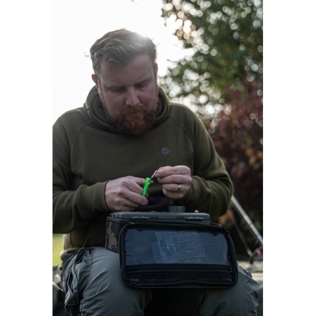 Чанта за аксесоари KORDA Compac 140 Tackle Pouch Dark Kamo | CARPMOJO.com